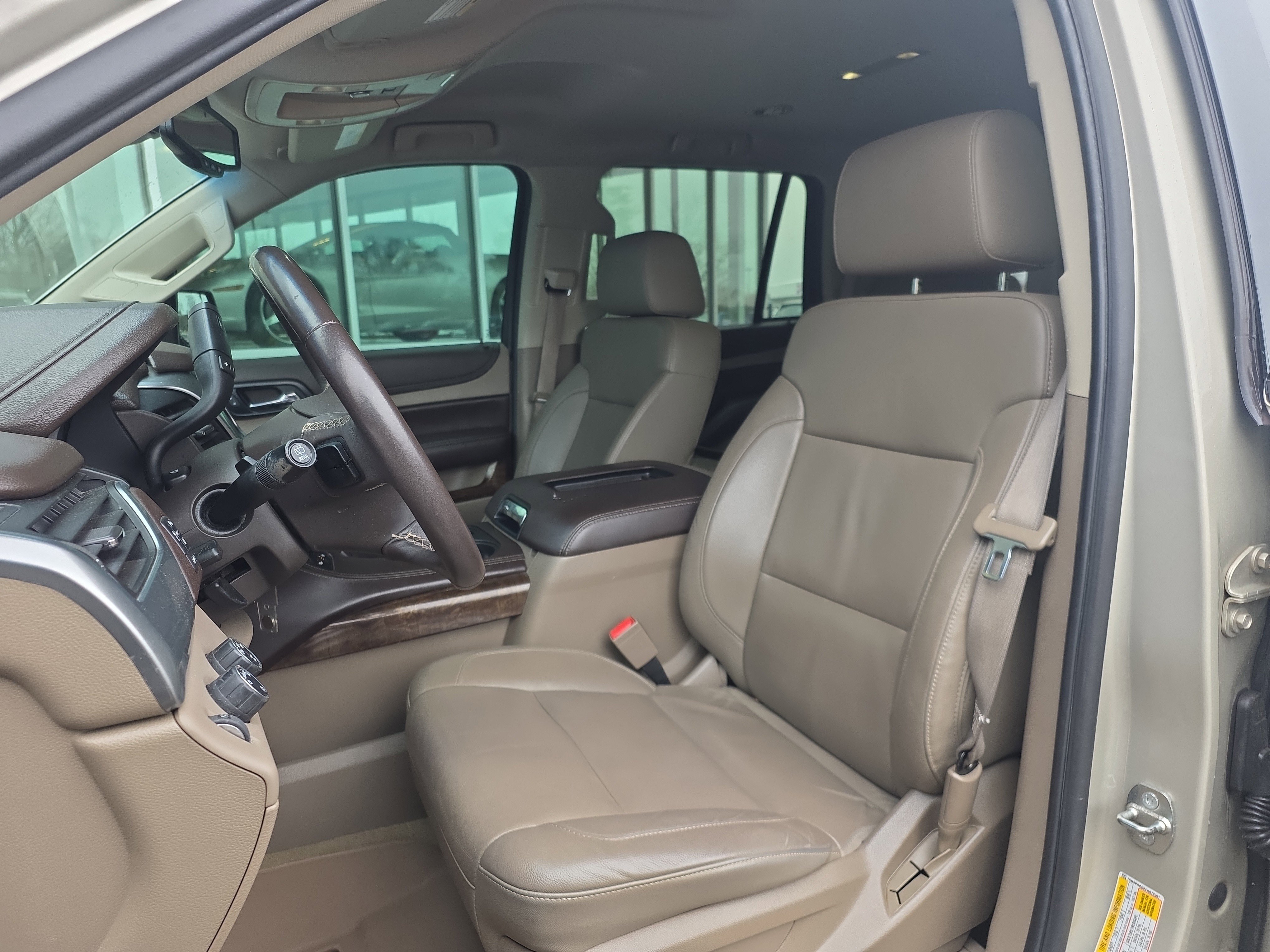 Used 2015 Chevrolet Tahoe LT image 12