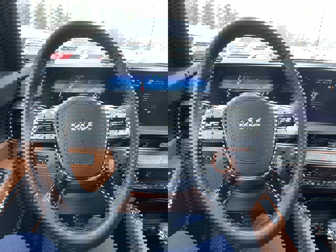 Certified 2024 Kia Telluride SX X-Line image 18