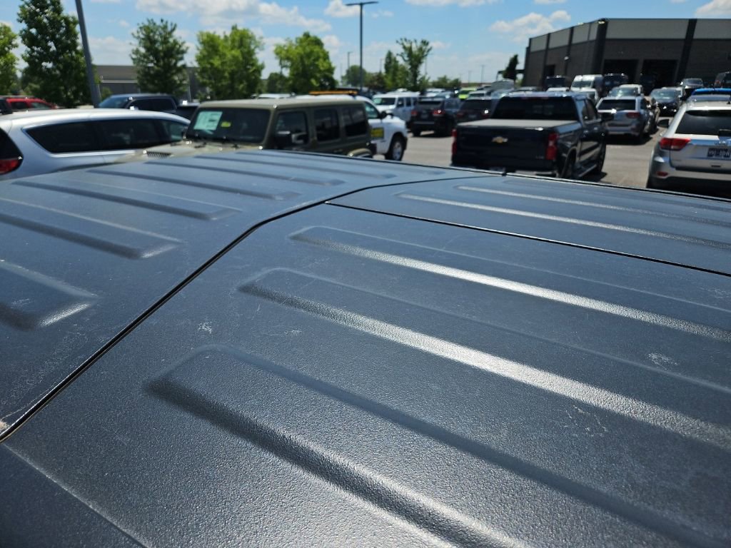 Used 2021 Jeep Gladiator Sport AWD/4WD image 9