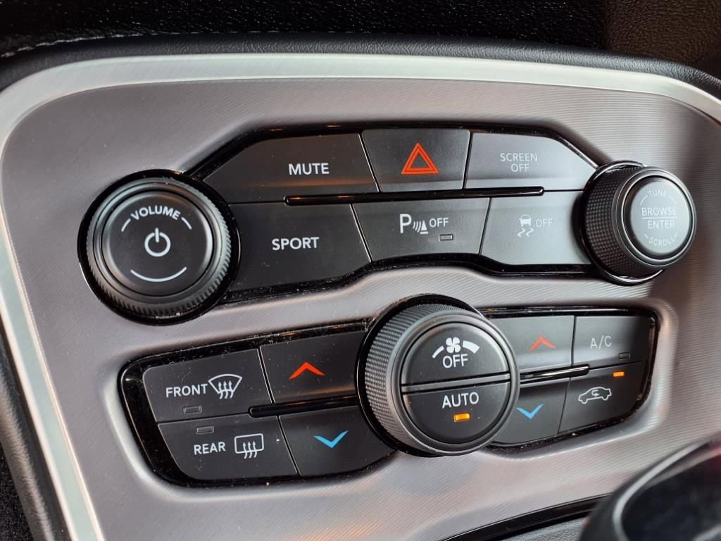 Used 2022 Dodge Challenger GT RWD image 29