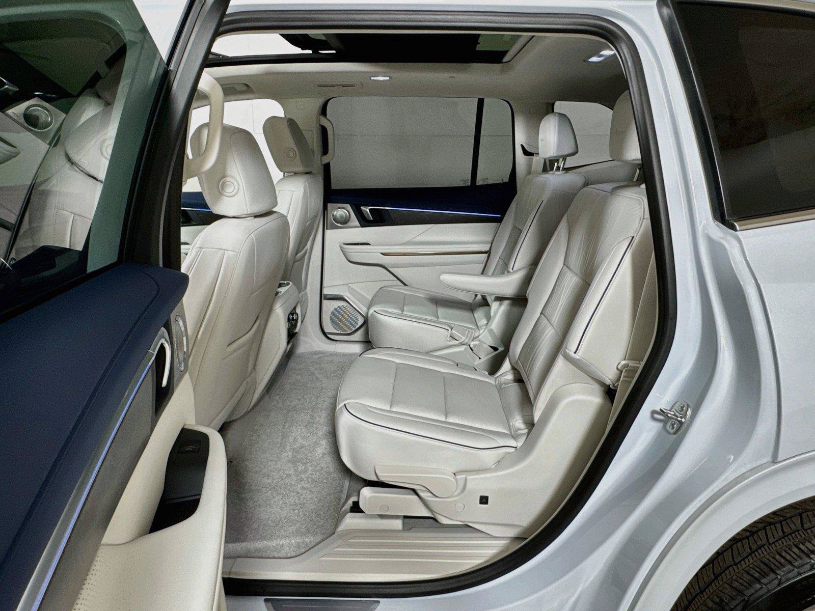 Certified 2026 Buick Enclave Avenir w/ Super Cruise Package FWD image 24