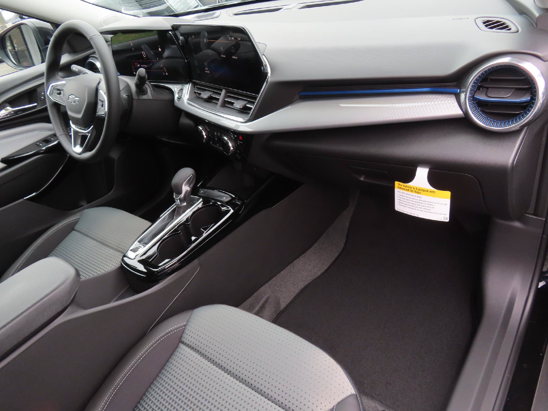New 2026 Chevrolet Trax LT w/ Driver Confidence Package FWD image 46