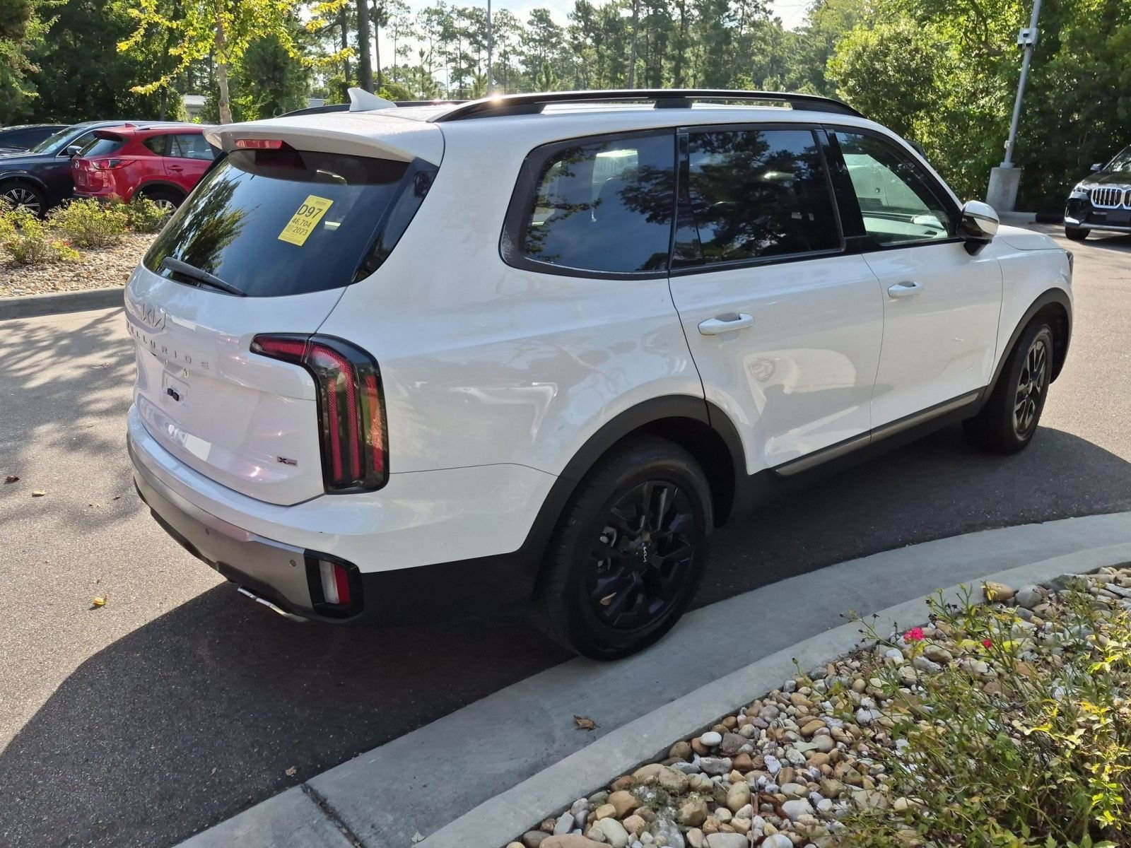 Used 2023 Kia Telluride SX X-Pro AWD/4WD image 3