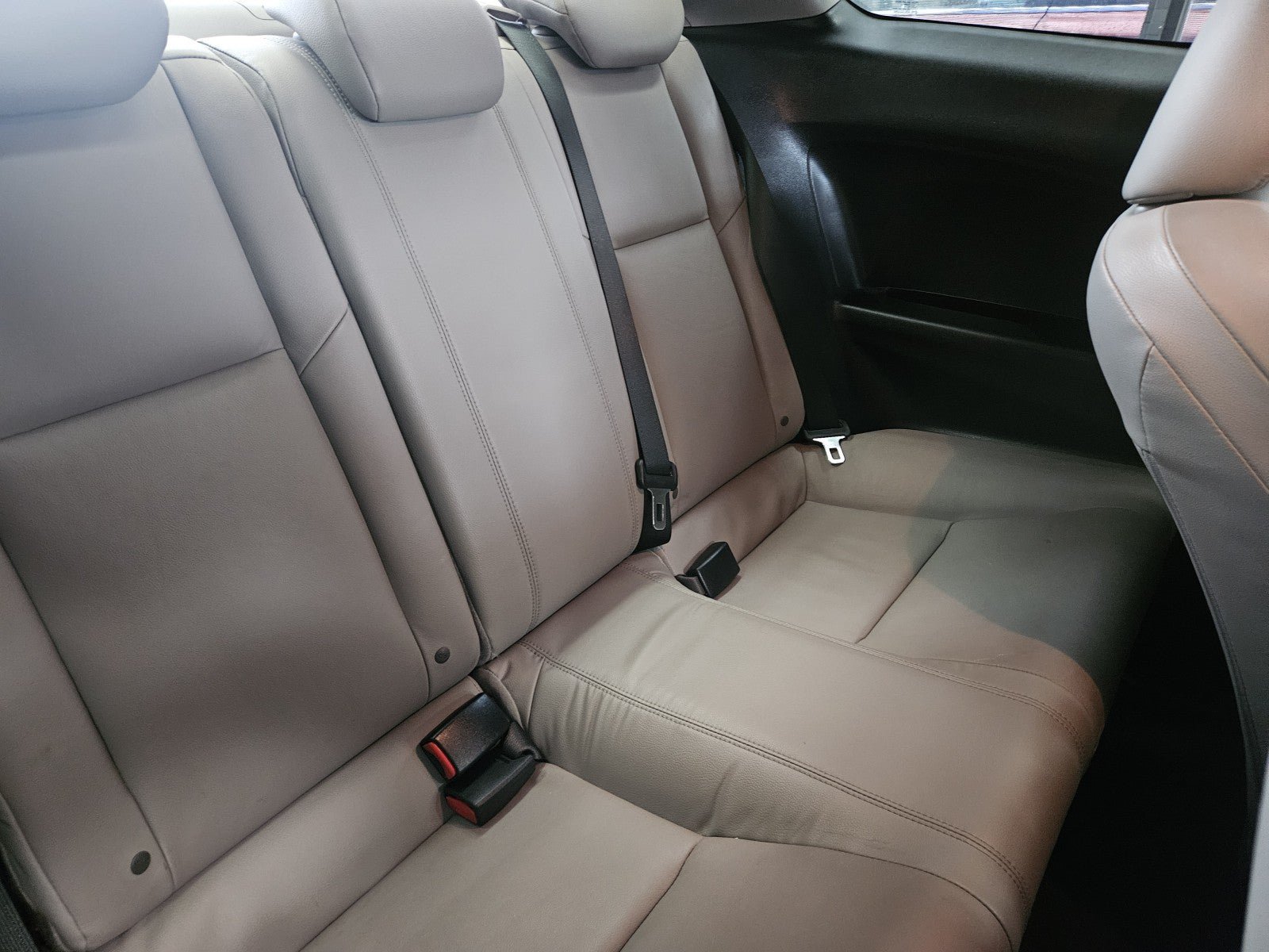 Used 2015 Honda Civic EX-L image 11