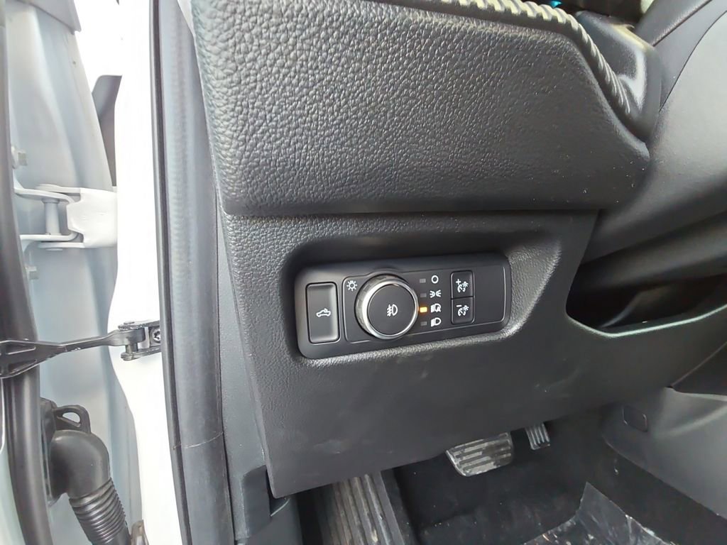Used 2025 Ford Ranger Lariat w/ Chrome Accent Package image 22