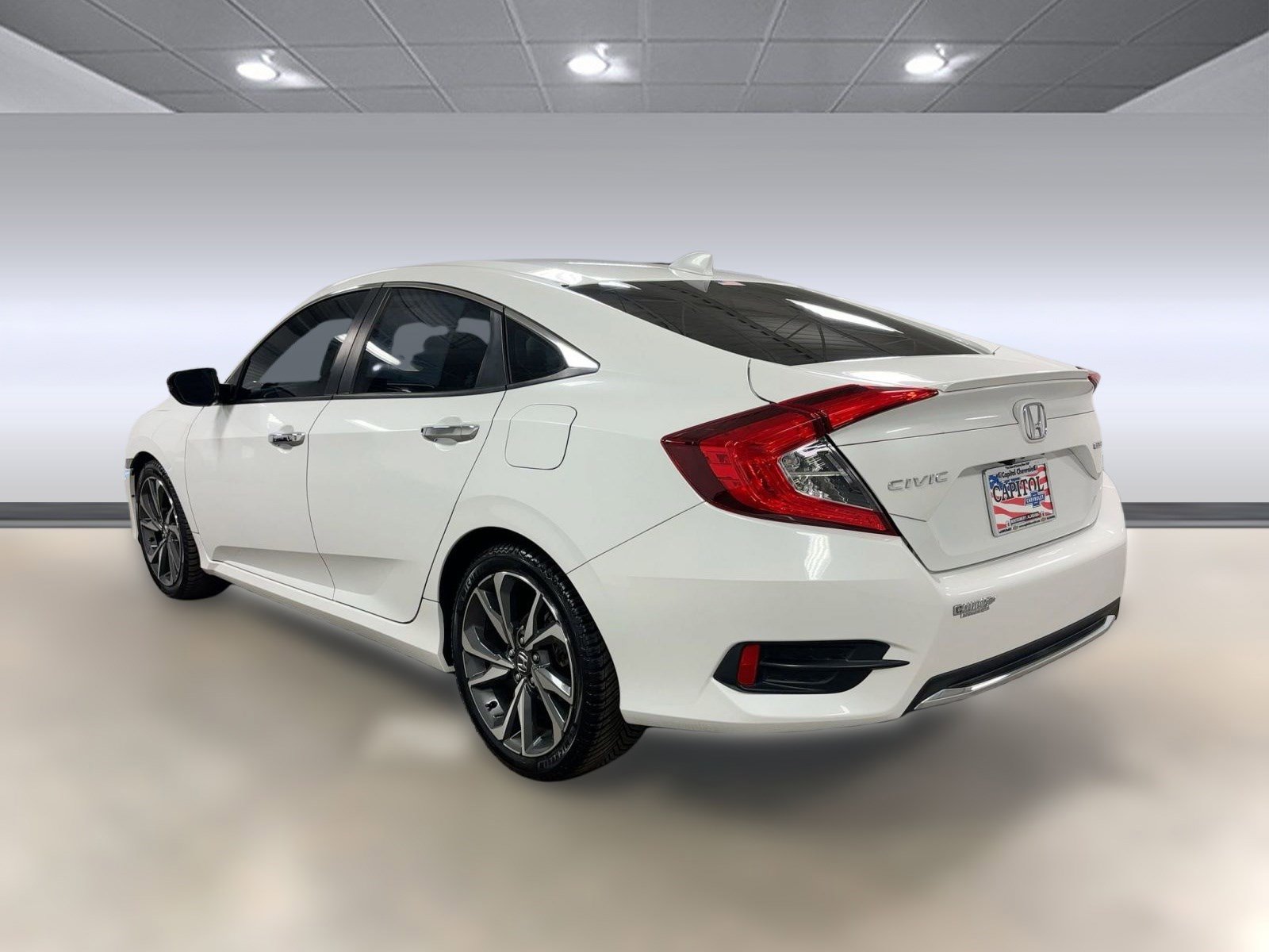 Used 2021 Honda Civic Touring image 3