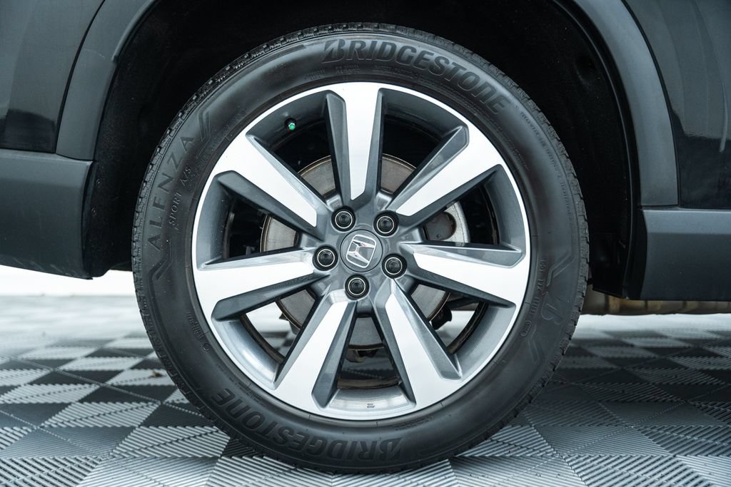 Used 2025 Honda Pilot Elite image 21