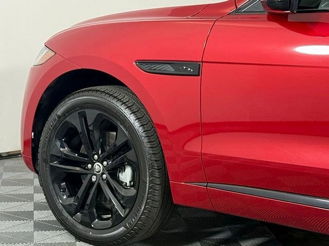 New 2025 Jaguar F-PACE R-Dynamic S image 15