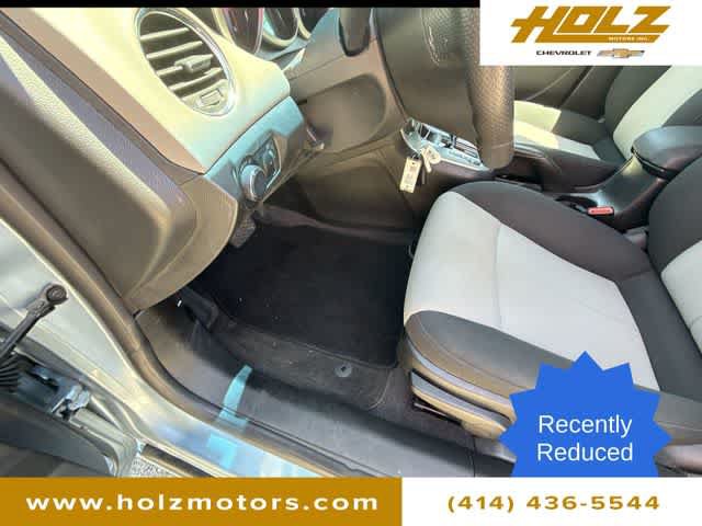 Certified 2011 Chevrolet Cruze LS FWD image 31