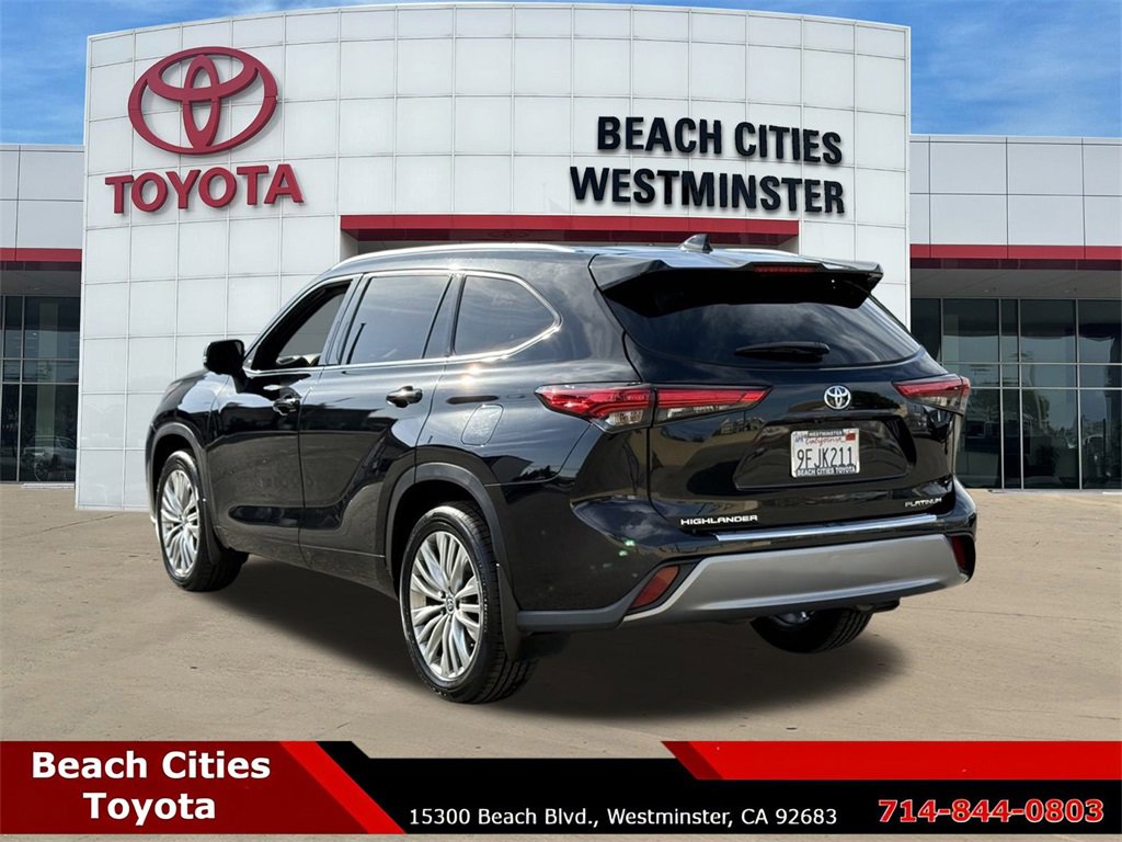 Used 2023 Toyota Highlander Platinum image 8