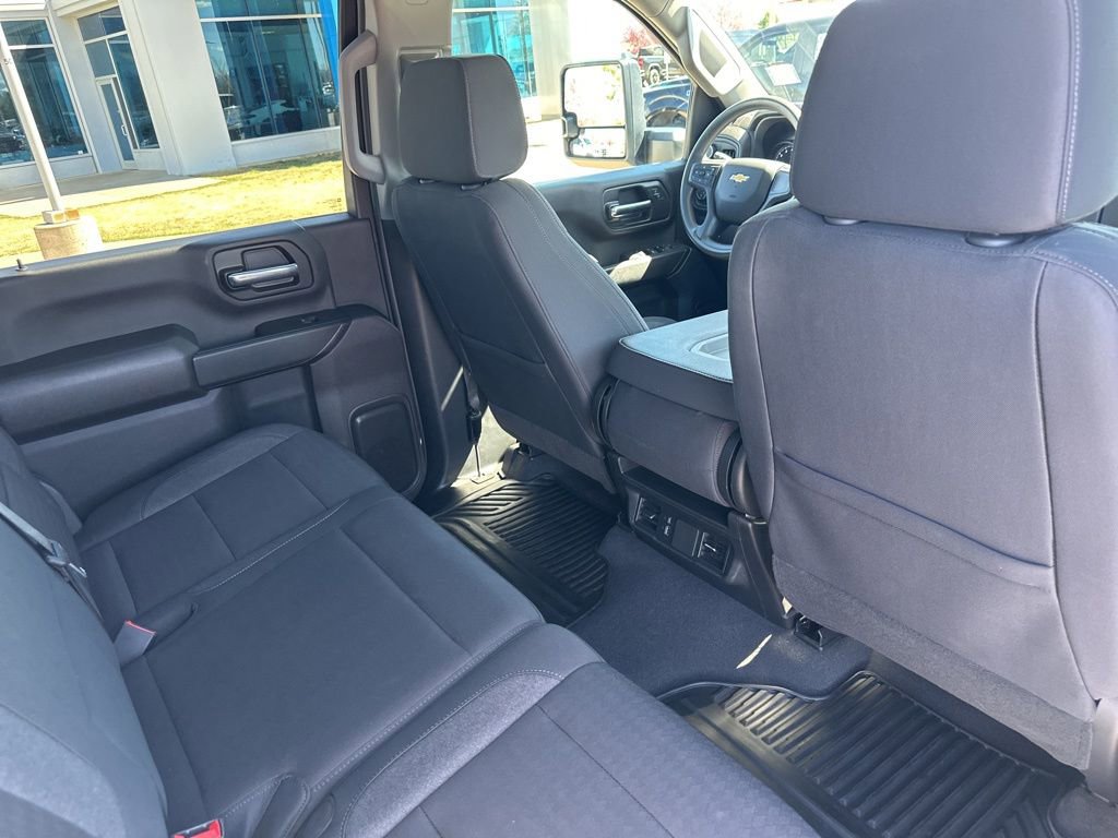 Used 2024 Chevrolet Silverado 2500 Custom w/ Custom Value Package image 23