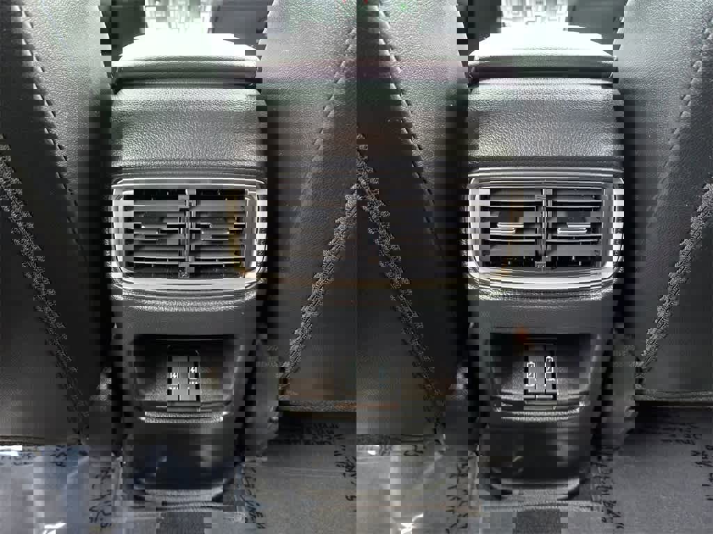 Used 2022 Honda CR-V Touring image 10