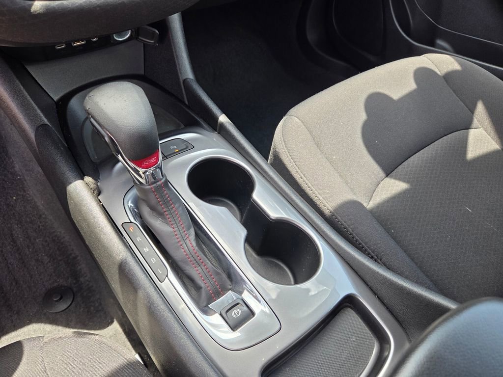 Used 2024 Chevrolet Malibu RS FWD image 26