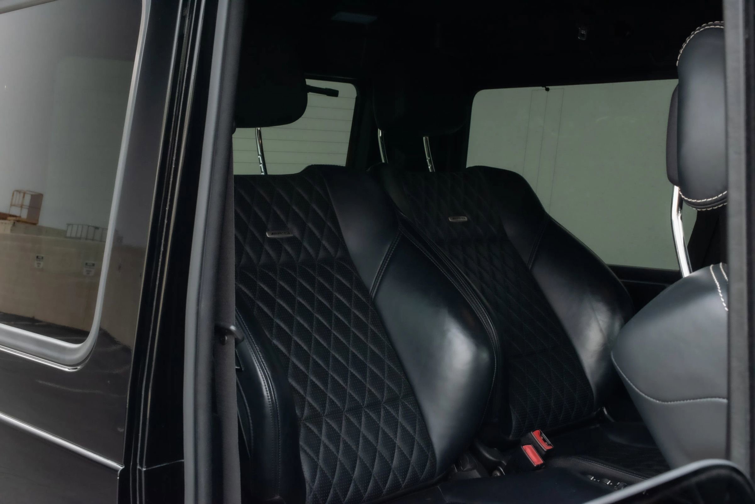 Used 2017 Mercedes-Benz G 550 Squared image 23