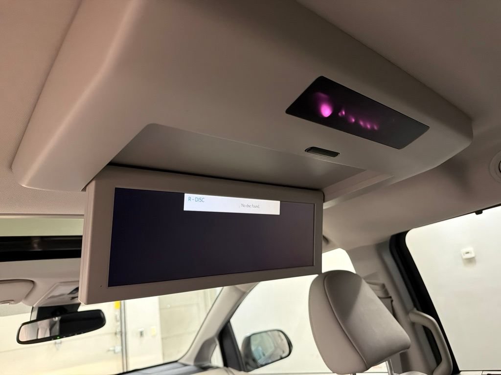 Used 2020 Toyota Sienna XLE Premium FWD image 33