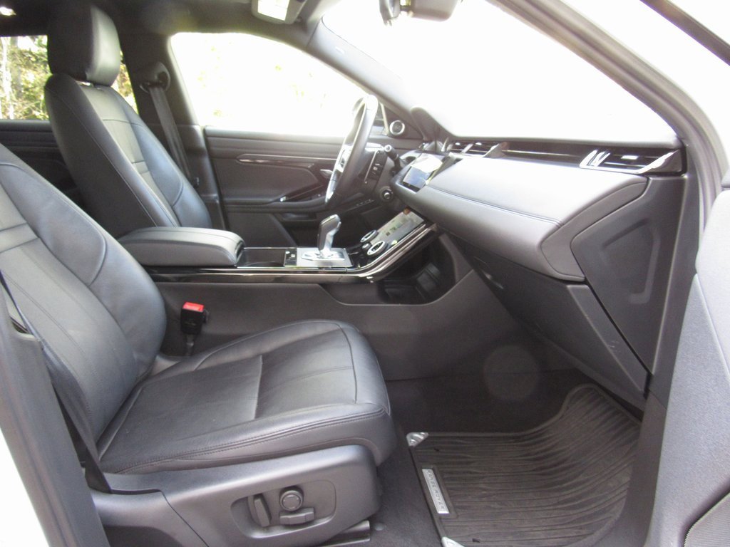Used 2023 Land Rover Range Rover Evoque R-Dynamic SE image 18