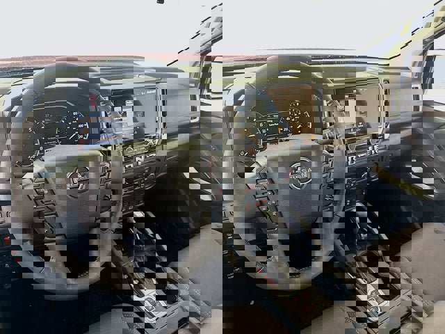 New 2026 Nissan Frontier SV w/ All-Weather Content Package image 9