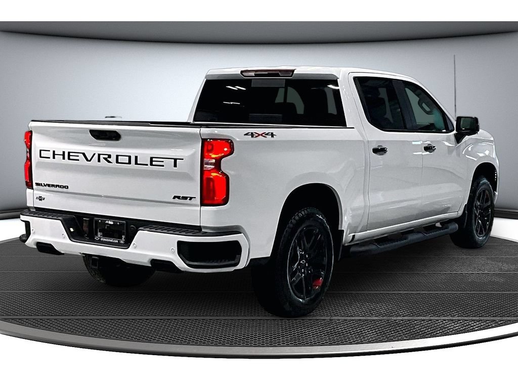 New 2026 Chevrolet Silverado 1500 RST w/ Redline Edition AWD/4WD image 21