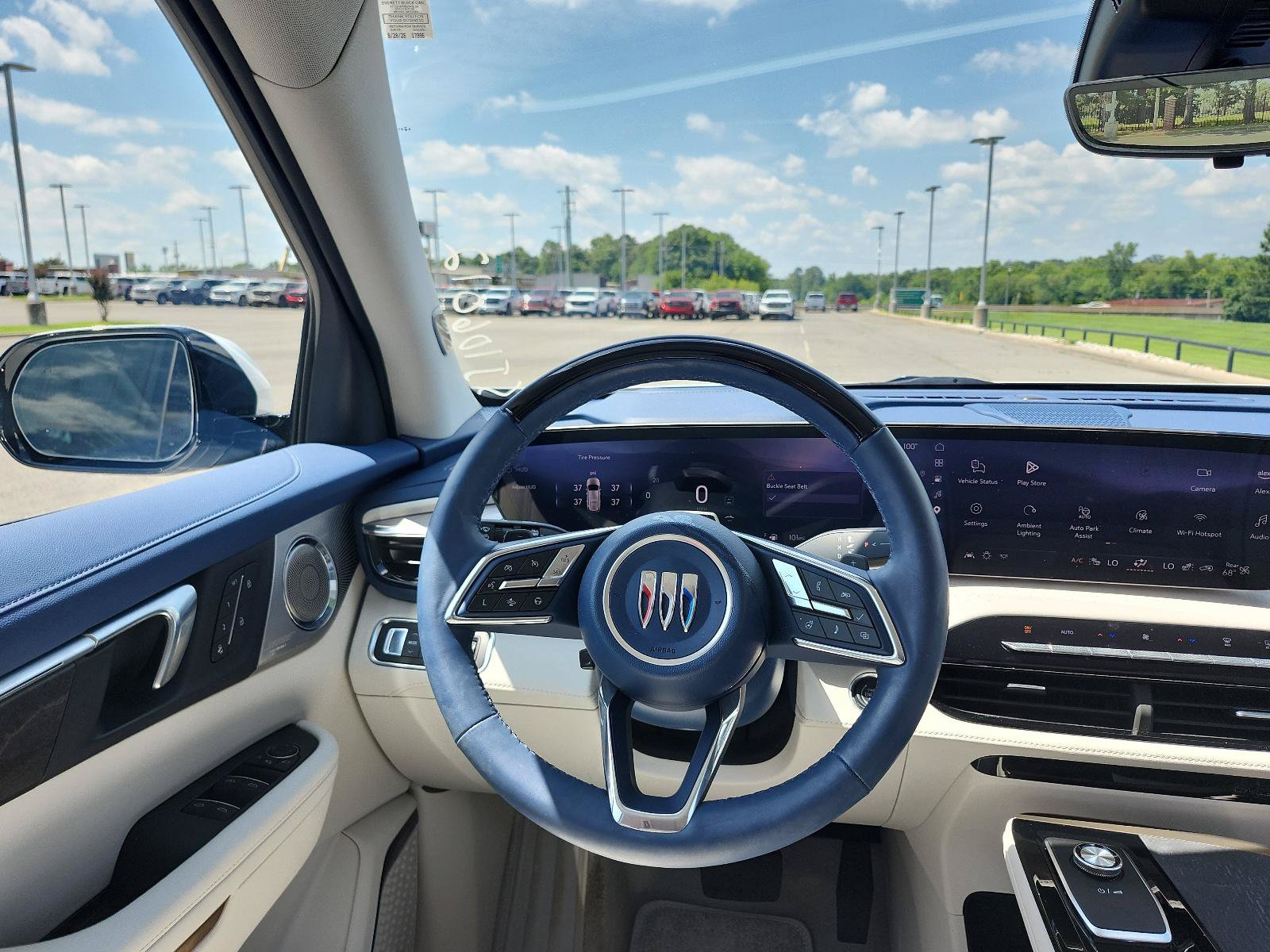 Used 2025 Buick Enclave Avenir w/ Super Cruise Package FWD image 14
