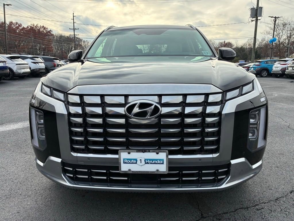 Used 2023 Hyundai Palisade Calligraphy w/ Cargo Package image 2