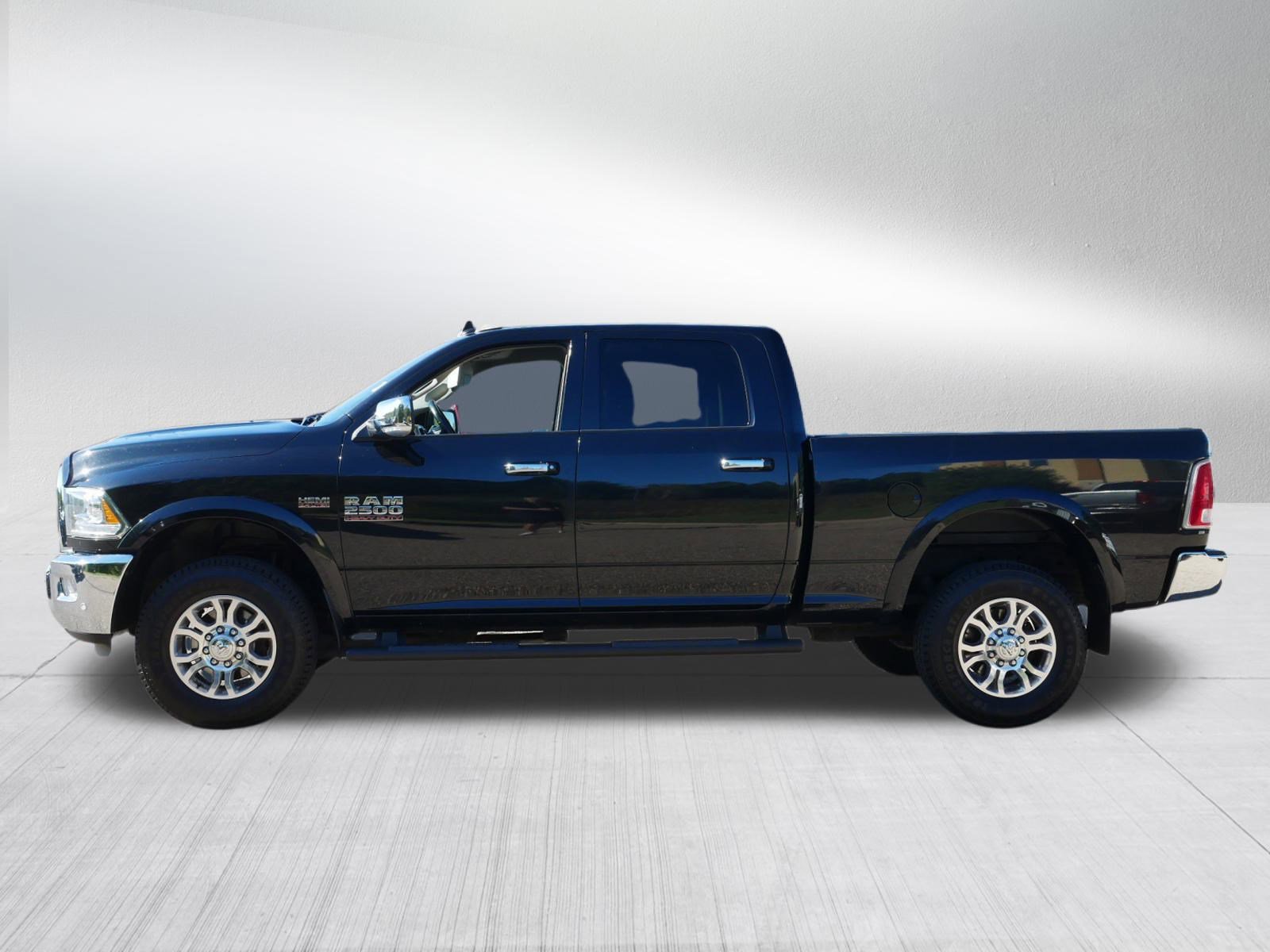 Used 2018 RAM 2500 Laramie w/ Snow Chief Group image 4