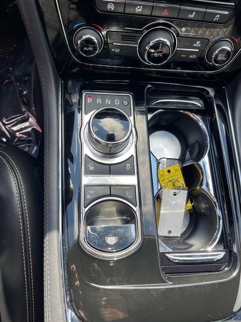 Used 2019 Jaguar XJ AWD image 19