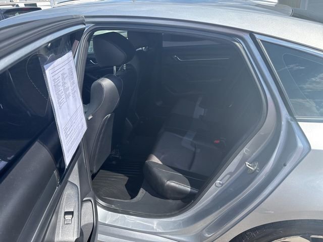 Used 2019 Honda Accord Sport image 10