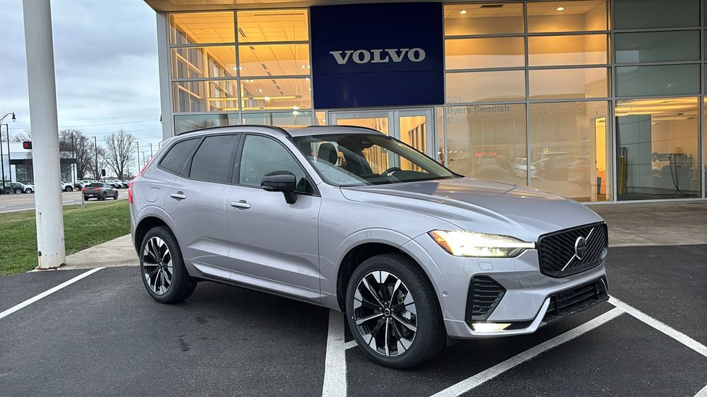 New 2026 Volvo XC60 B5 Plus w/ Climate Package AWD/4WD image 2
