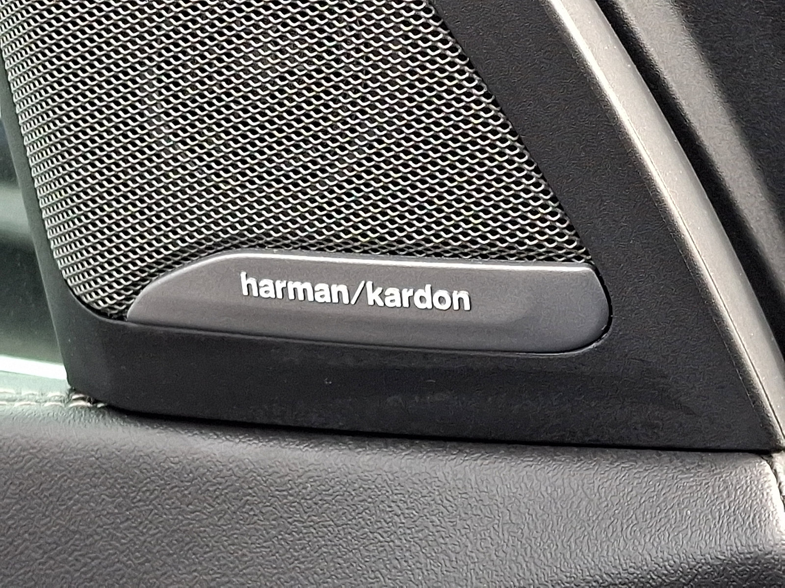 Used 2025 BMW X5 xDrive50e image 28