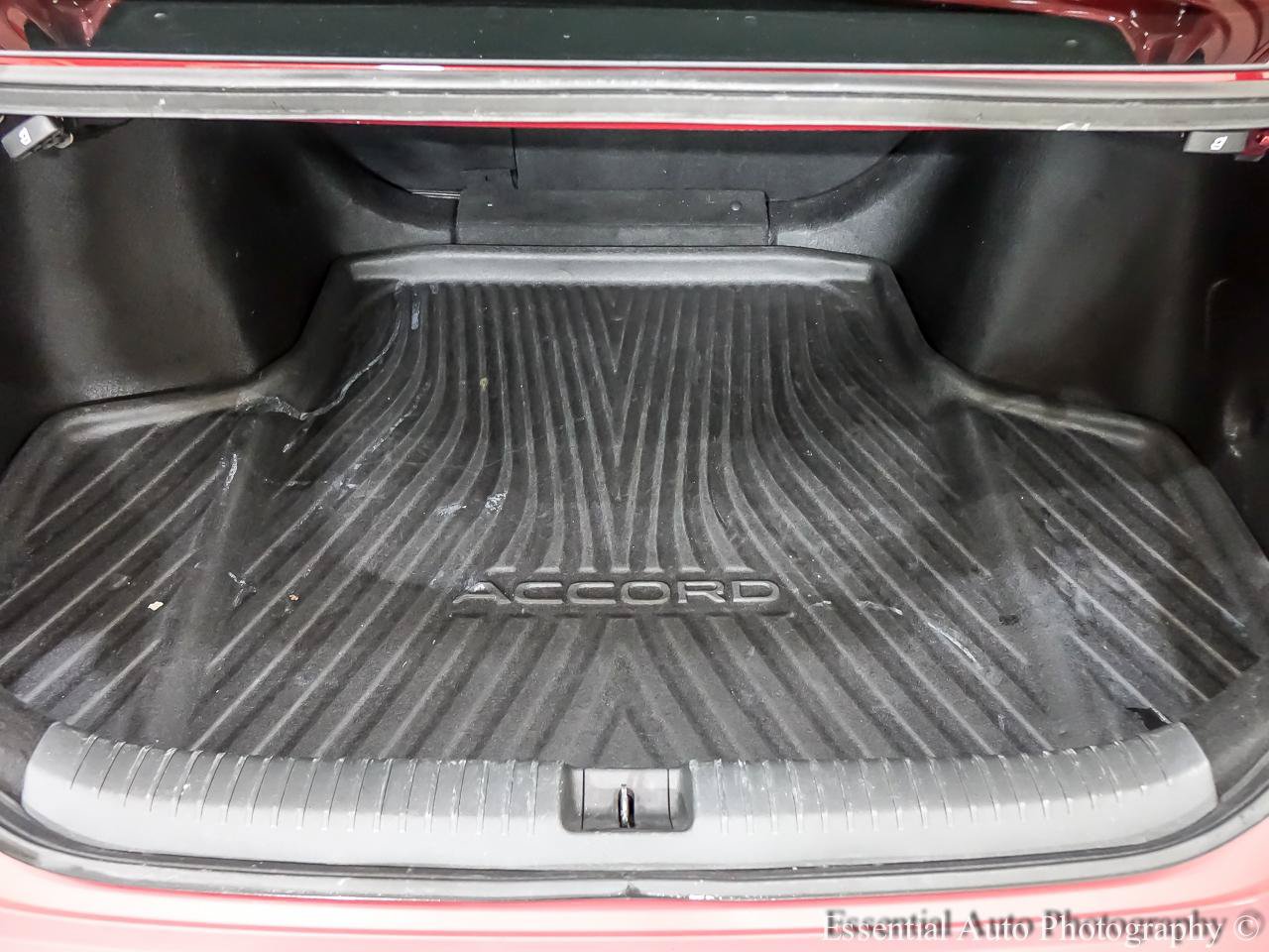 Used 2025 Honda Accord SE image 27