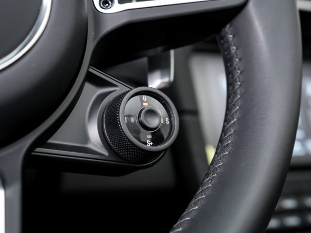 Certified 2019 Porsche 911 Turbo AWD/4WD image 16