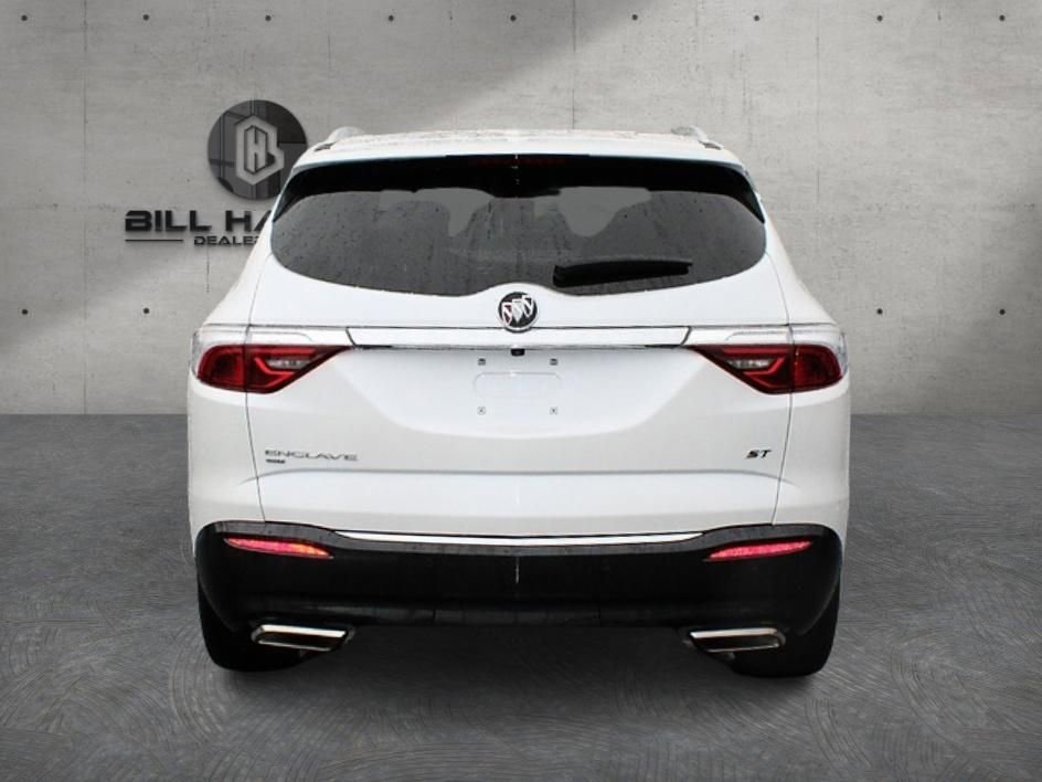 Used 2023 Buick Enclave Essence w/ Sport Touring Edition image 6