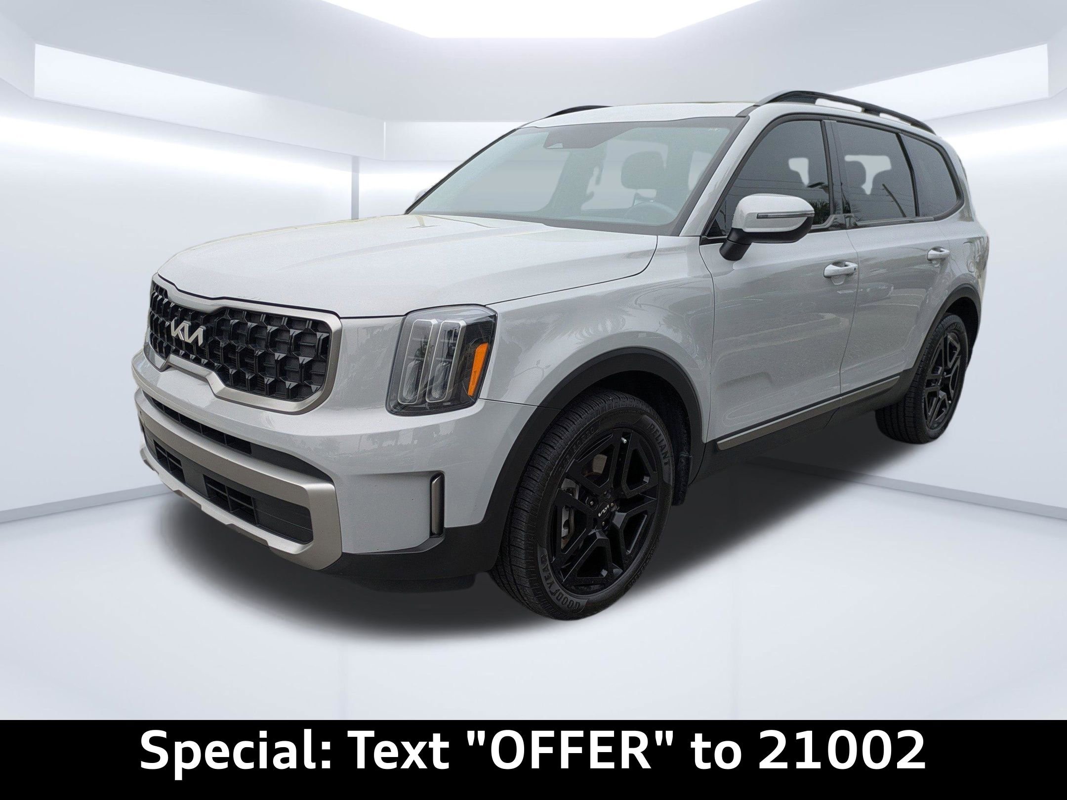 Used 2023 Kia Telluride EX X-Line image 7
