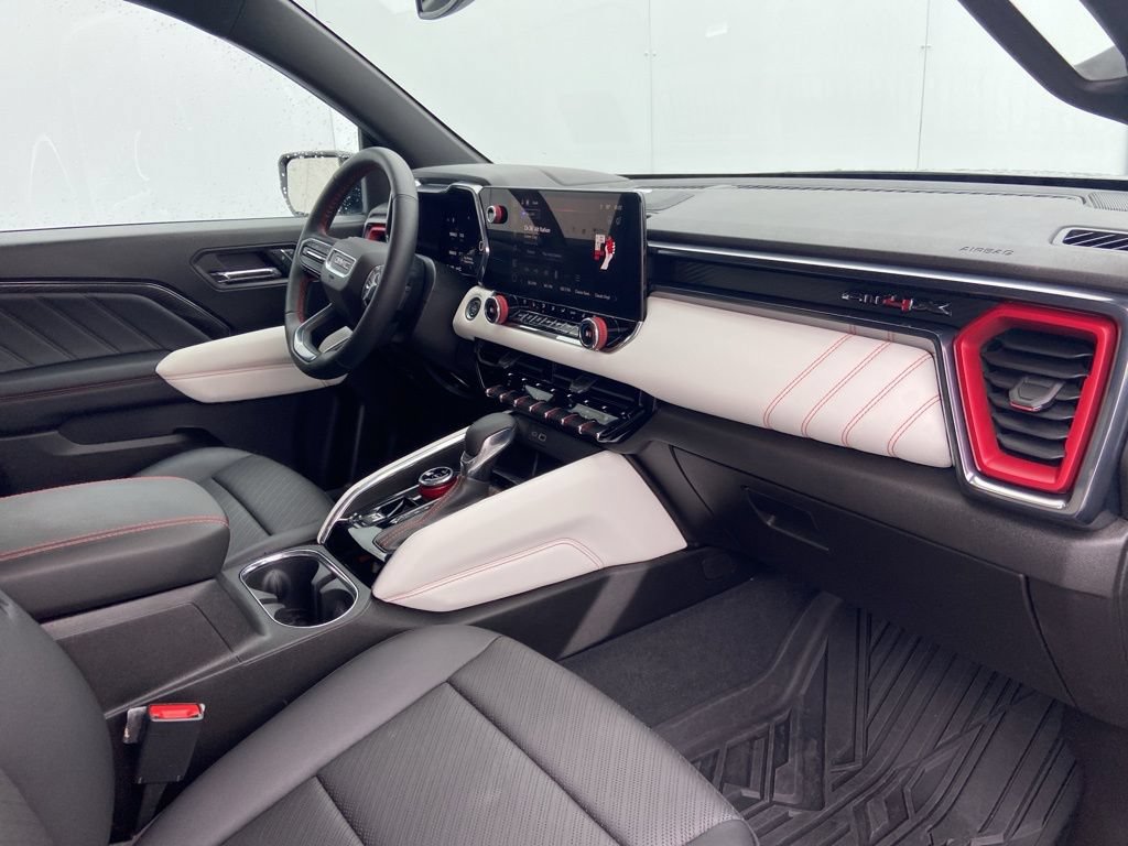 Used 2024 GMC Canyon AT4X AWD/4WD image 6