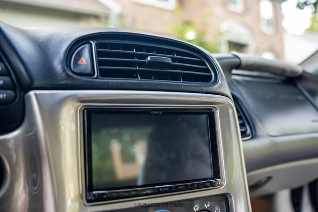 Used 2000 Chevrolet Corvette Coupe RWD image 29