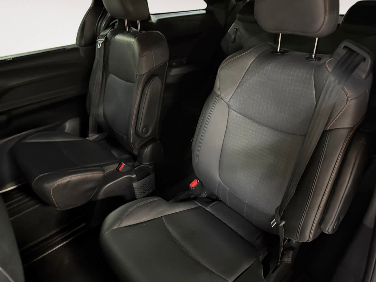 Used 2021 Toyota Sienna XSE w/ XSE Plus Package image 17