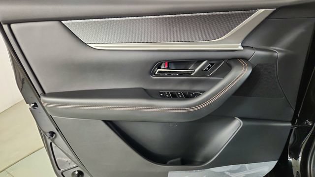 New 2026 MAZDA CX-90 Plug-In Hybrid w/ Premium Plus AWD/4WD image 9