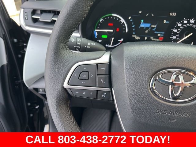 Used 2025 Toyota Sienna XLE image 20