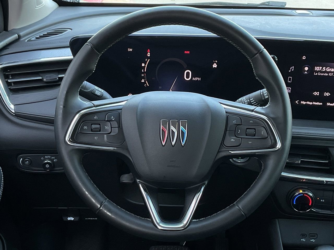 Used 2025 Buick Encore GX Preferred image 21