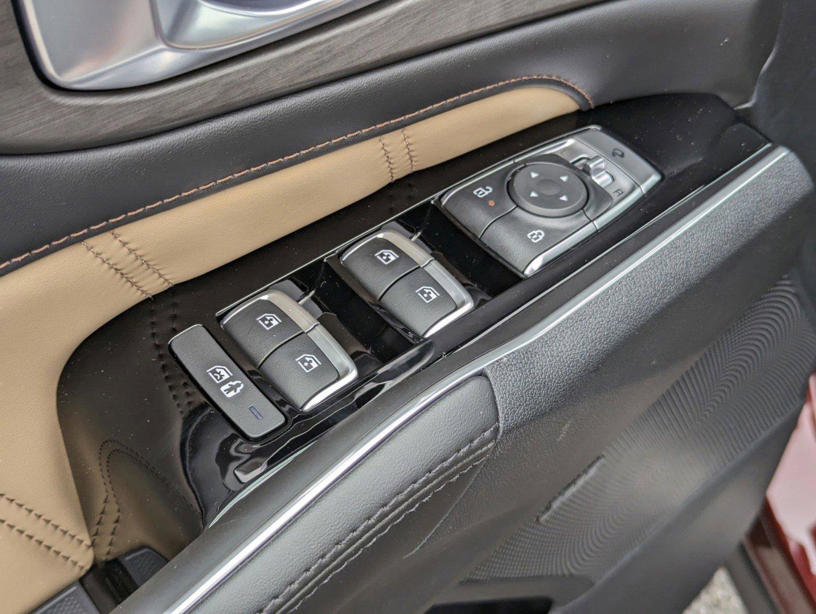 Used 2024 Kia Sorento SX Prestige w/ Olive Brown Leather Package image 13