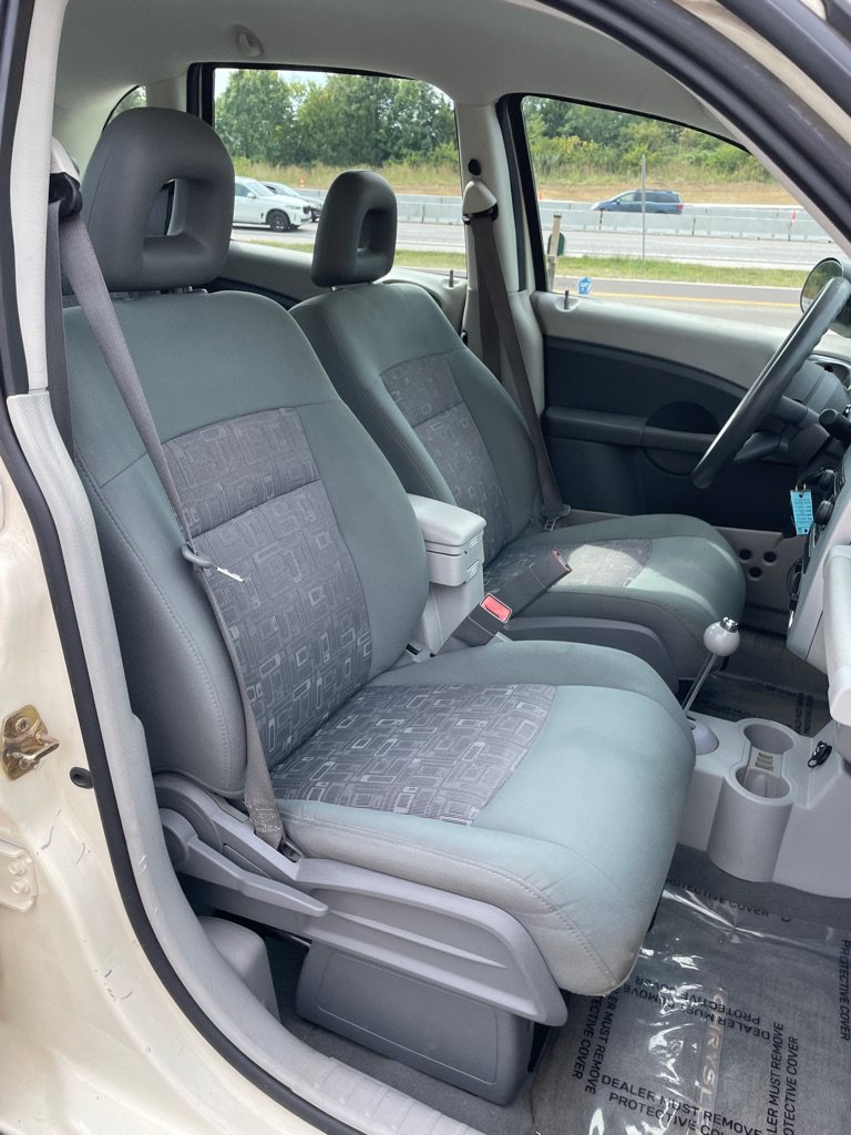Used 2007 Chrysler PT Cruiser FWD image 21