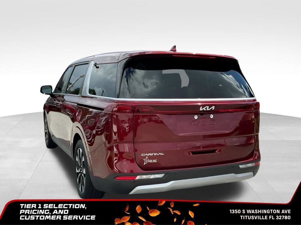 Used 2024 Kia Carnival EX FWD image 5