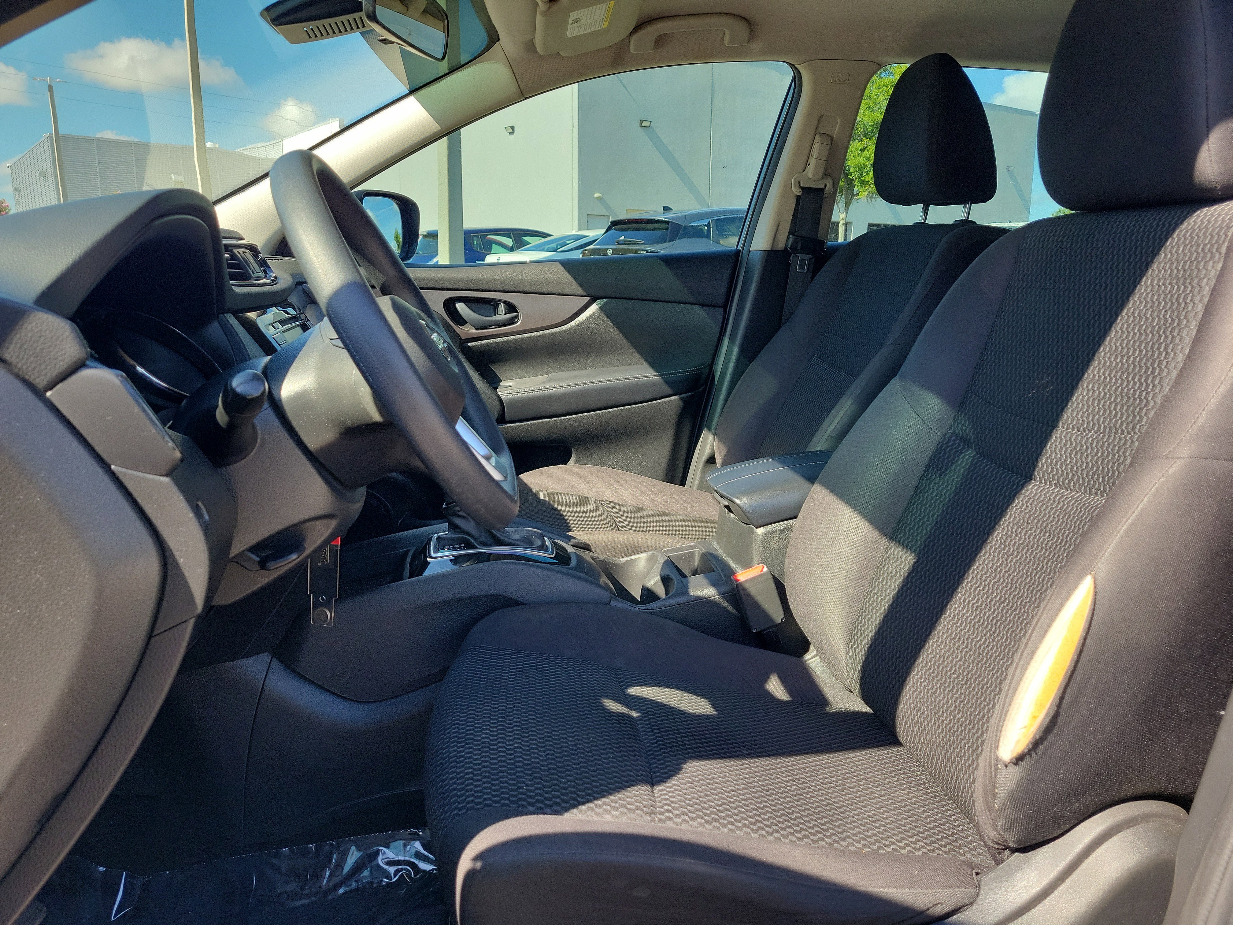 Used 2020 Nissan Rogue Sport S w/ Appearance Package FWD image 13