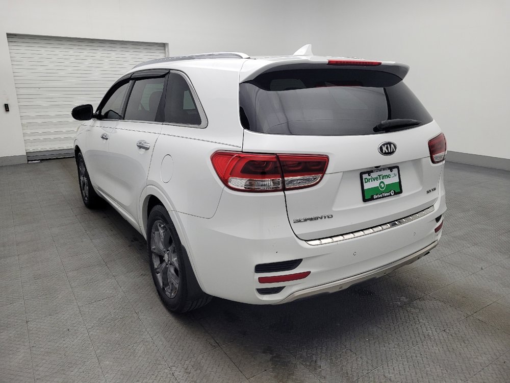 Used 2017 Kia Sorento SX image 5