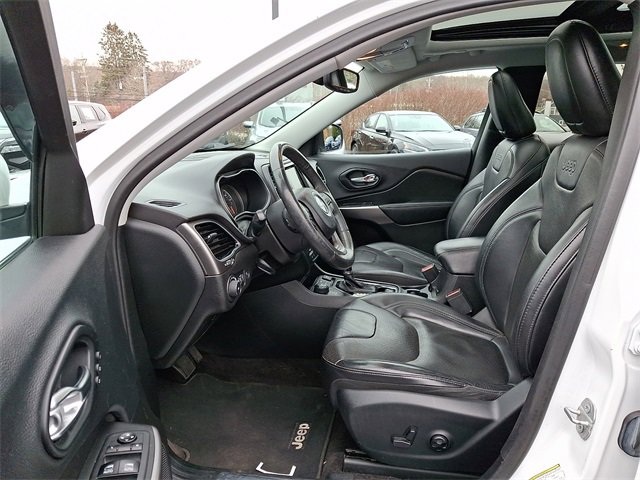 Used 2019 Jeep Cherokee Limited image 14