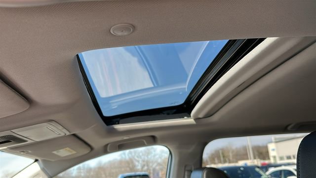 Used 2026 Honda CR-V EX-L image 11