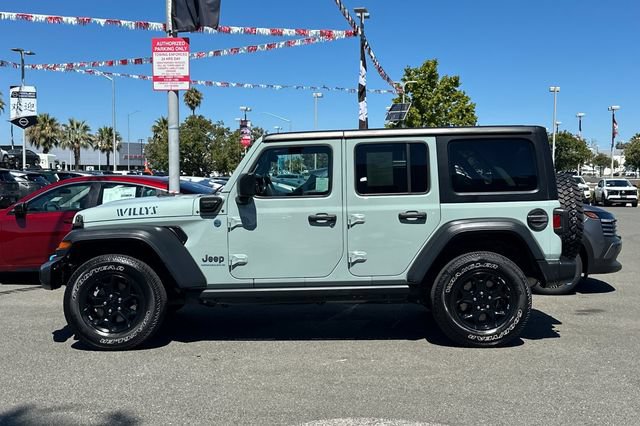 Used 2023 Jeep Wrangler Unlimited w/ 8.4" Radio Group AWD/4WD image 7