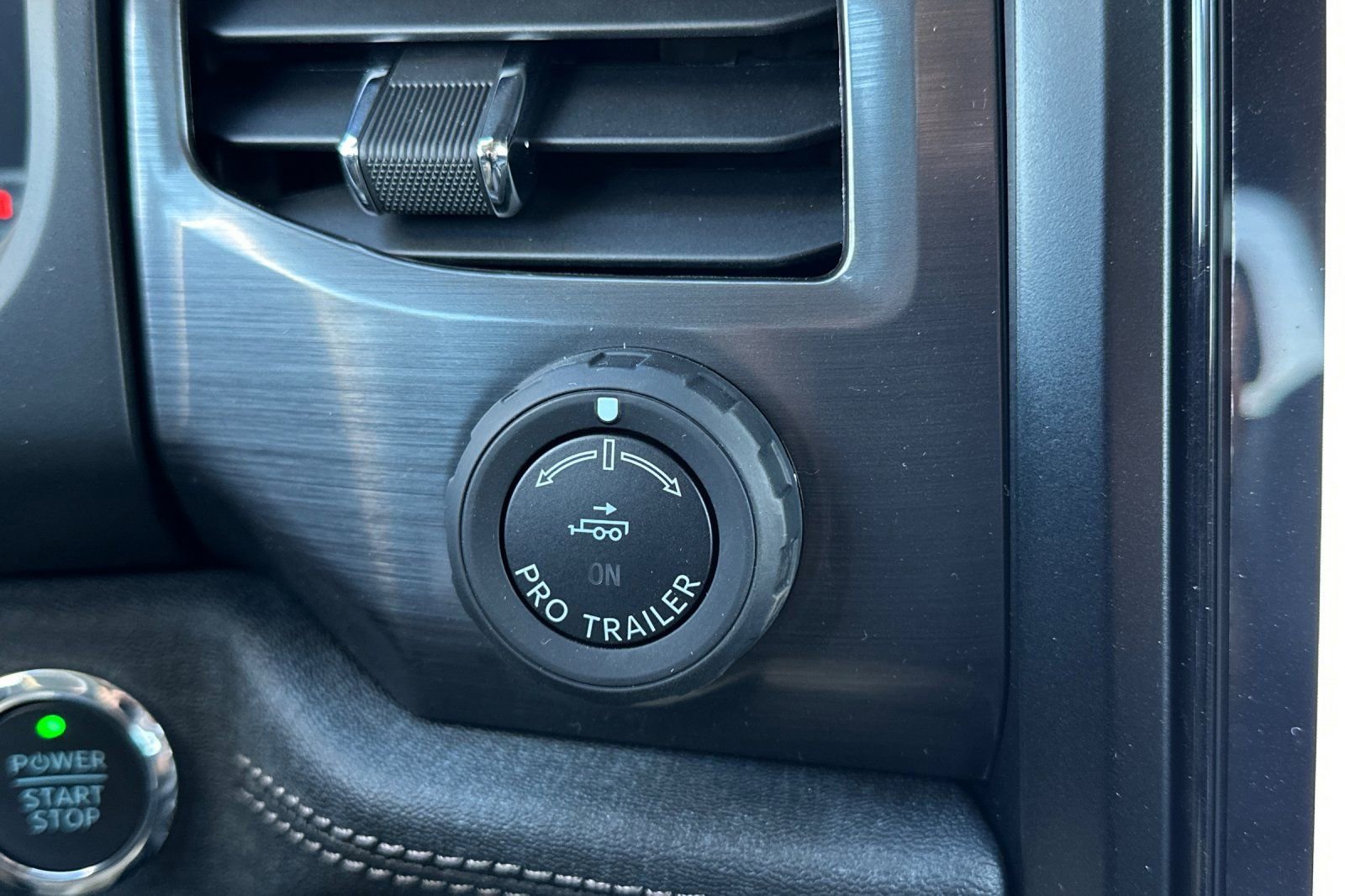 New 2025 Ford F150 Lightning Flash image 24