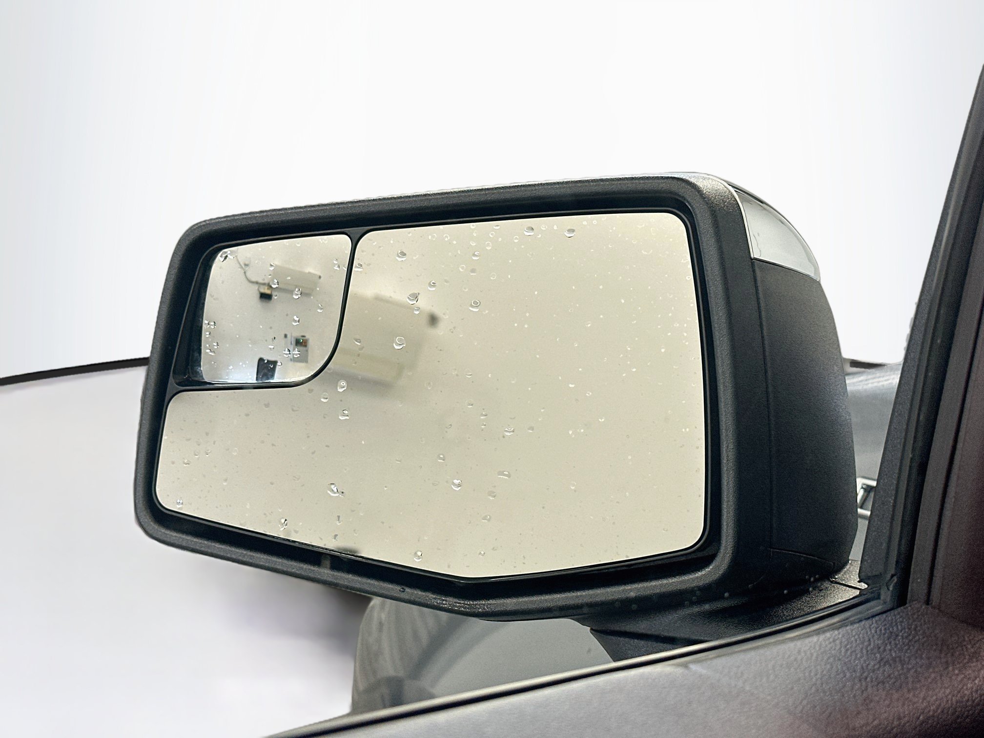 Used 2022 Chevrolet Silverado 1500 LT AWD/4WD image 16
