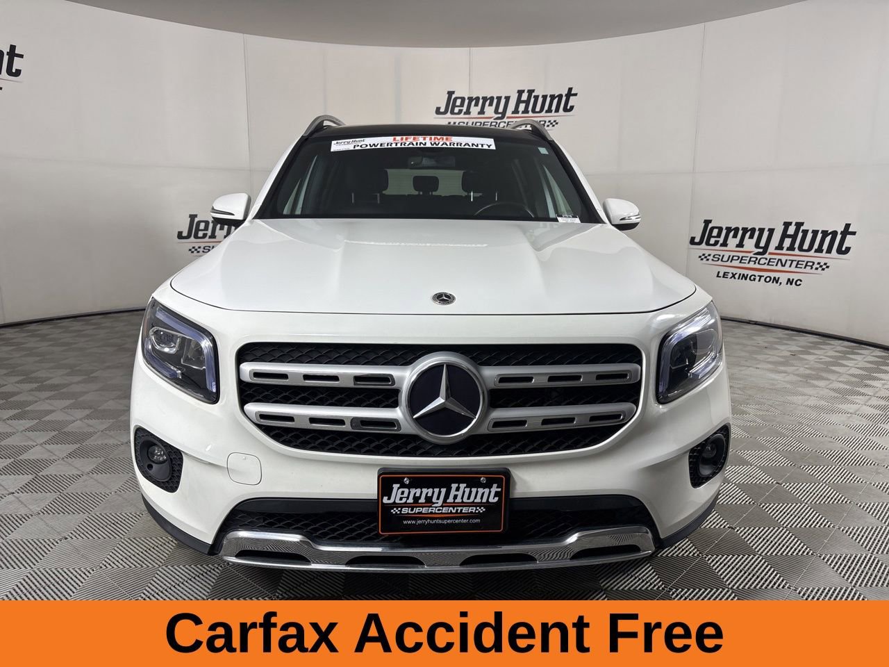 Used 2022 Mercedes-Benz GLB 250 4MATIC image 3